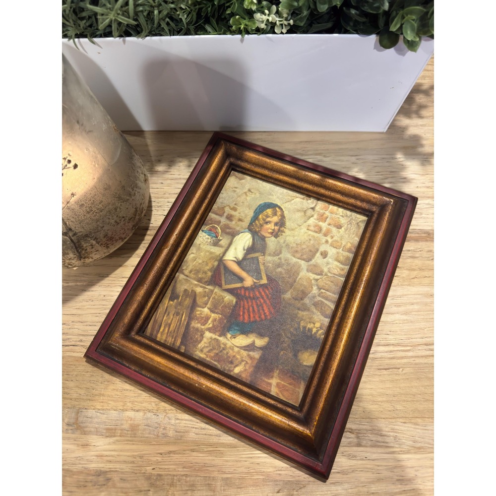 Art Picture Dutch Girl – Wall Decor Cottagecore European Scene Accent 10 x 8.5